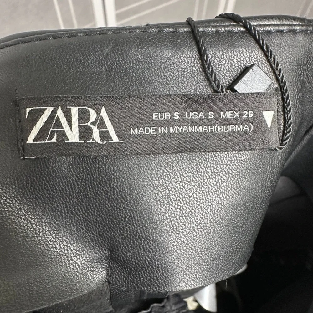 ZARA Black Faux Leather Long Flare Skirt Sz Small